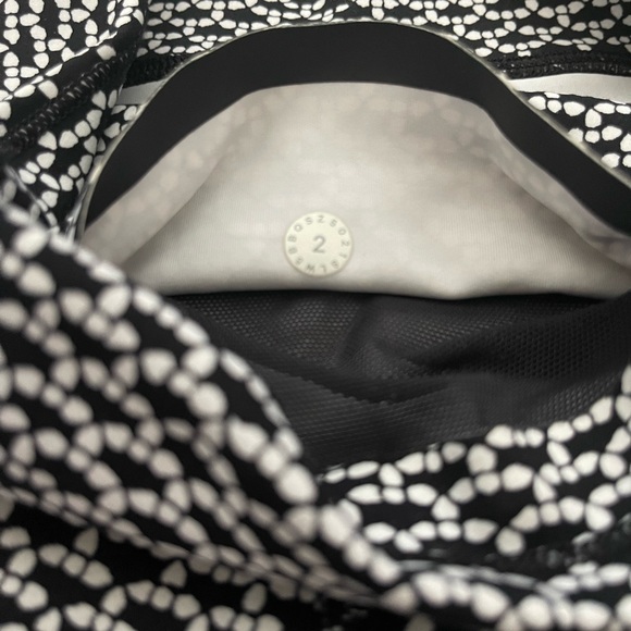 Lululemon In Movement Tight - Picture 3 of 3